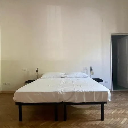 Big Outside Ztl Zone Apartment Florenz